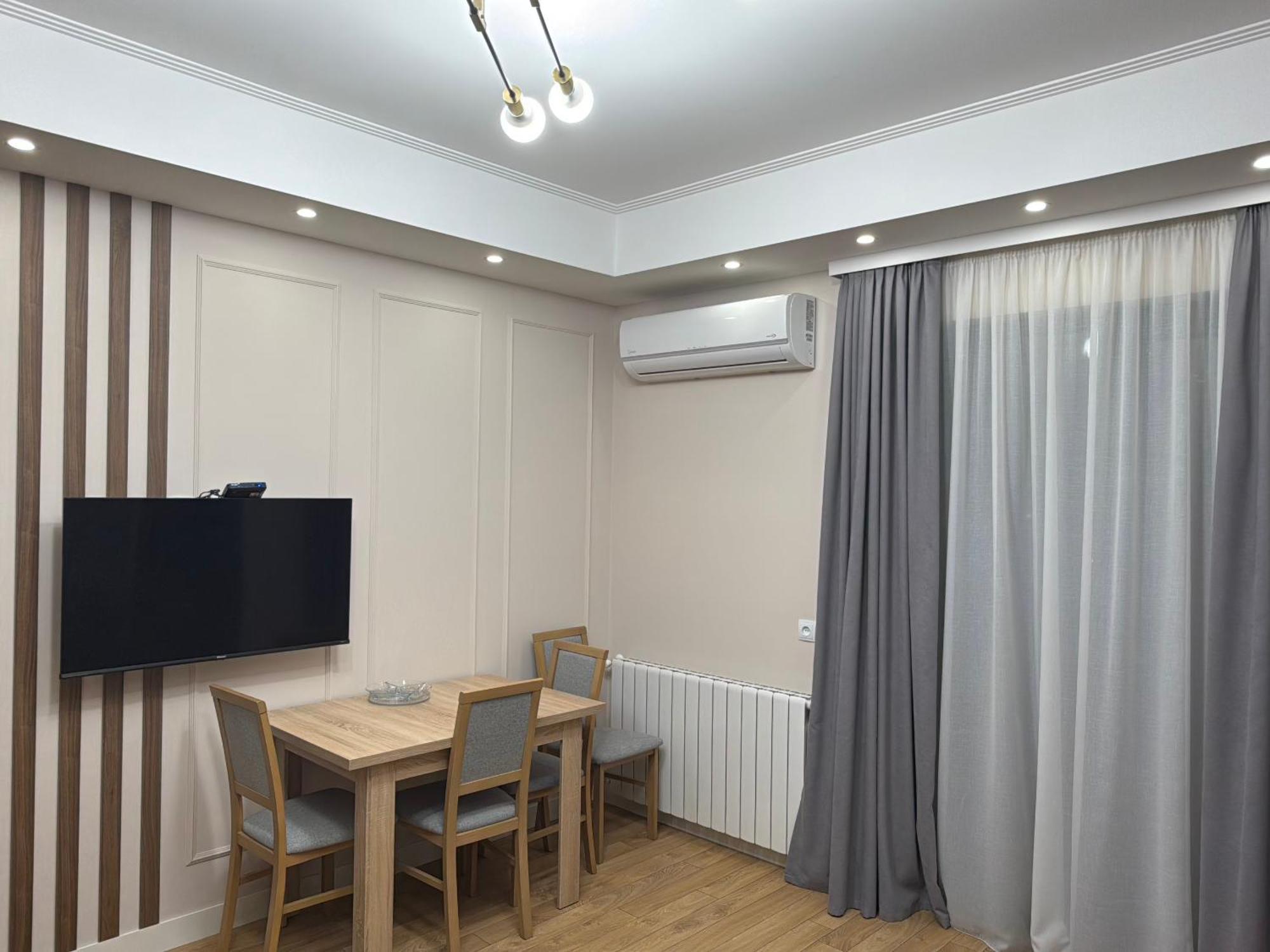 Tbilisi Hilton Apartment Bagian luar foto