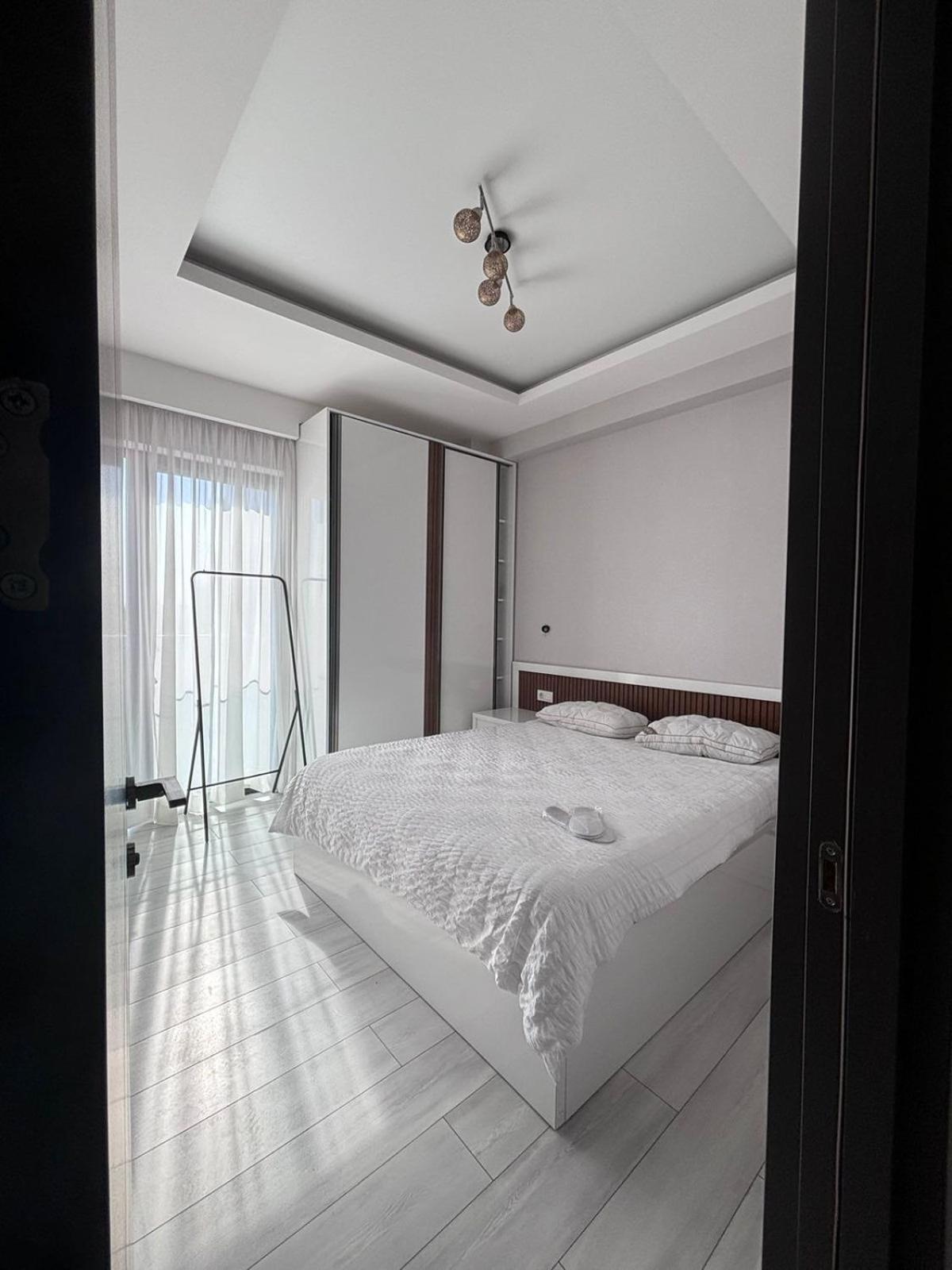 Tbilisi Hilton Apartment Bagian luar foto